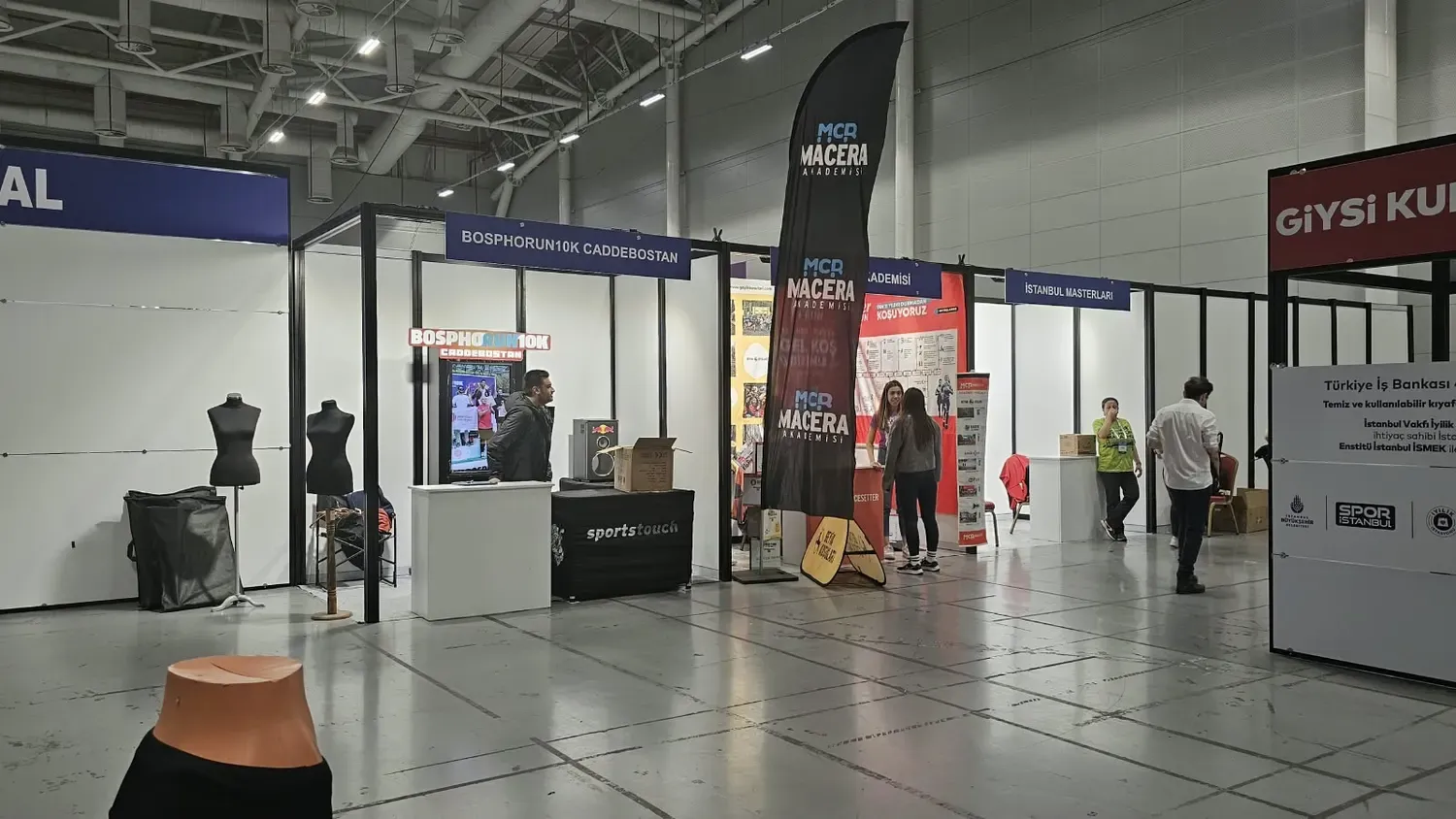 Paket sistemle hazırlanan Bosphorus 10K fuar standı