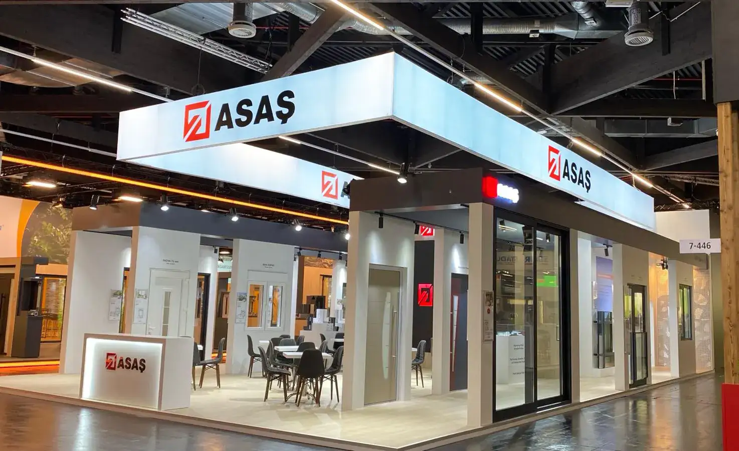 ASAŞ için yurt dışı fuarında kurulan fuar standı
