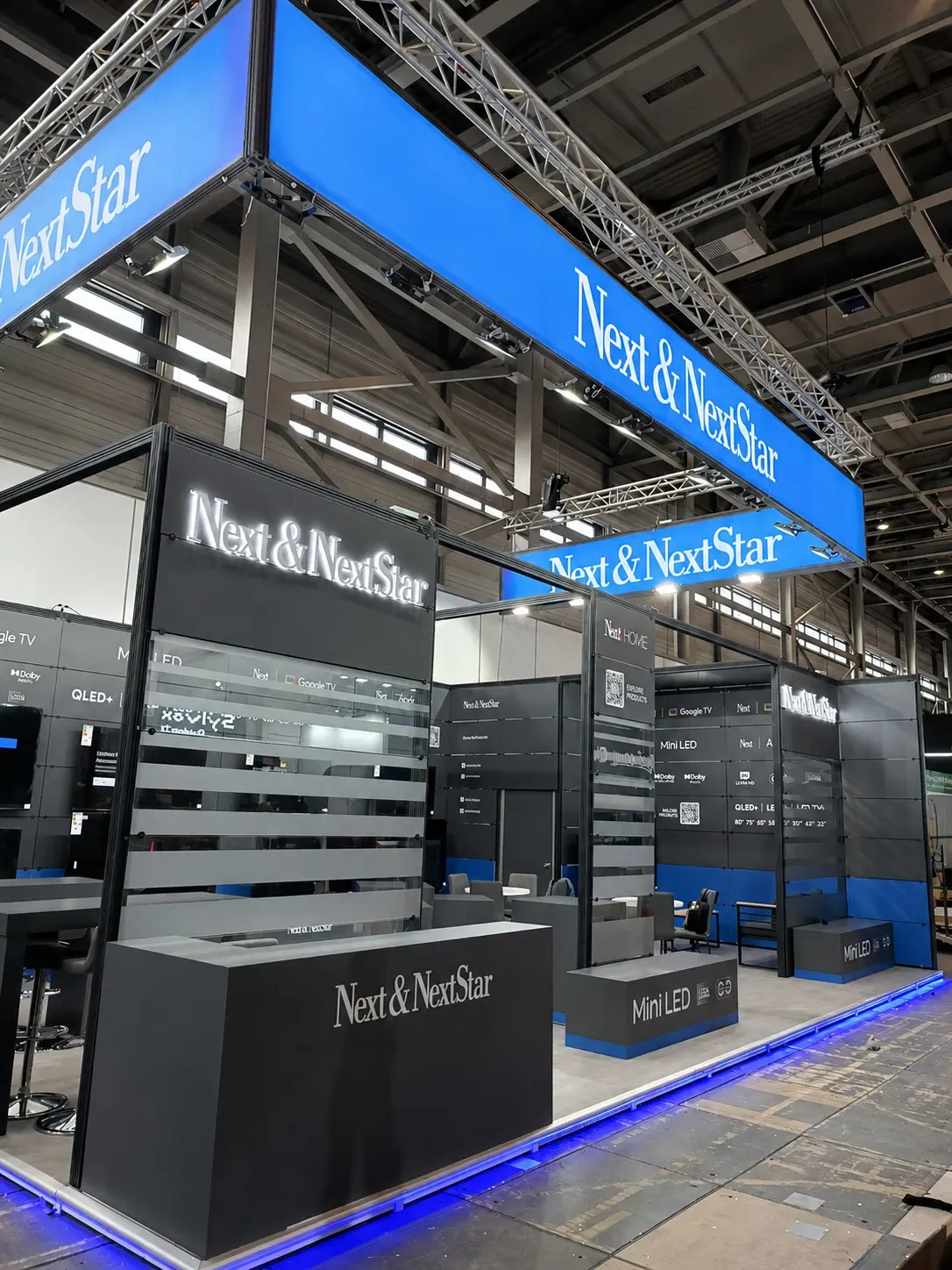 Next & NextStar için yurt dışı fuarında kurulan fuar standı
